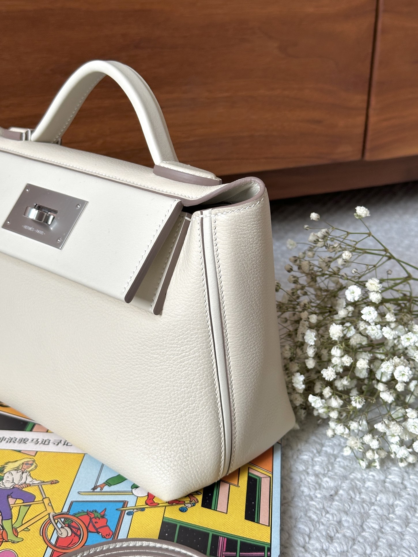 Hermes Kelly Mini 2424 21cm Handbag in White Clemence Leather 